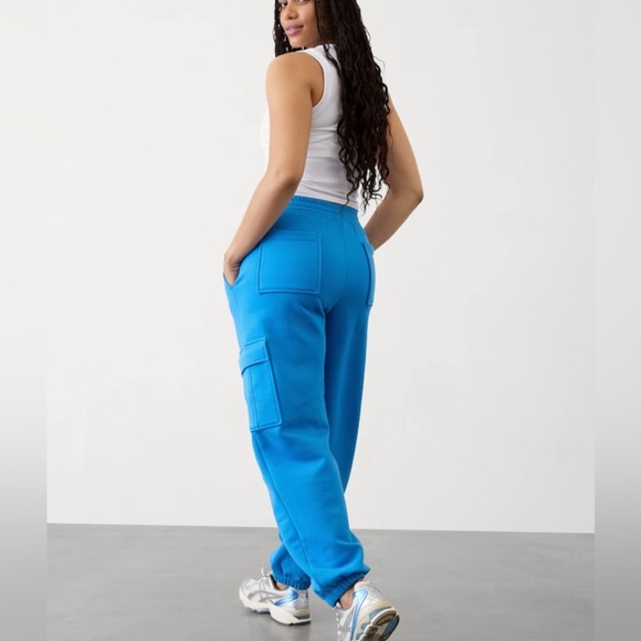 Athleta Pants - NWT Athleta Forever Fleece high rise Cargo Joggers in UltraMarine